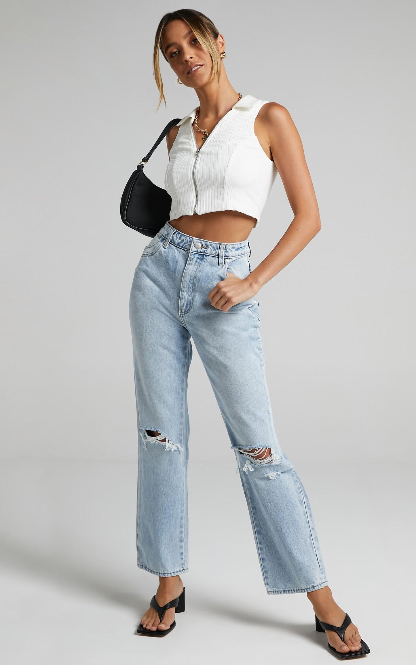 Rollas - Original Straight Jean in Light Blue Wash