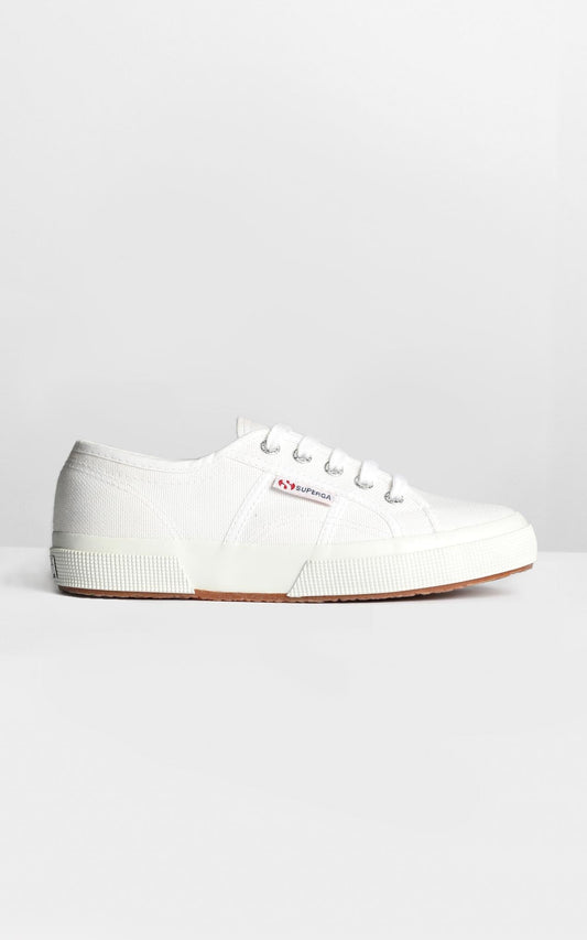 Superga - 2750 Cotu Classic Sneakers in White Canvas