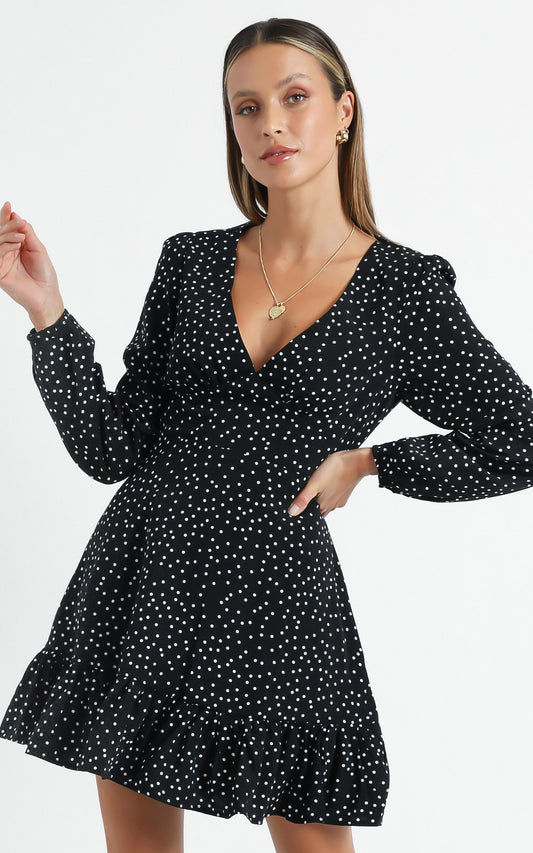 Worlds Away Dress In Black Polka