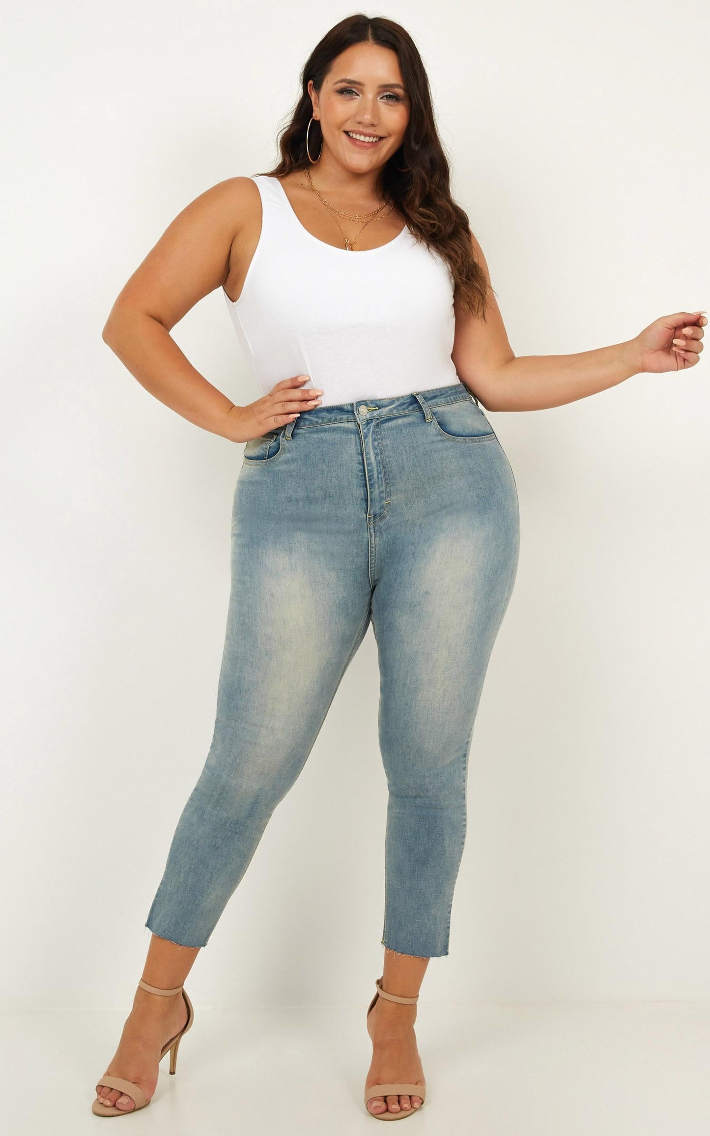 Tori Jeans in blue wash denim