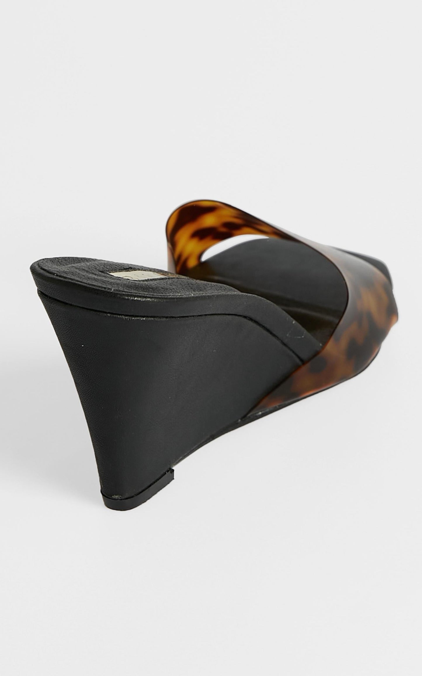 Billini - Jagger Wedges in Tortoise Vinalyte