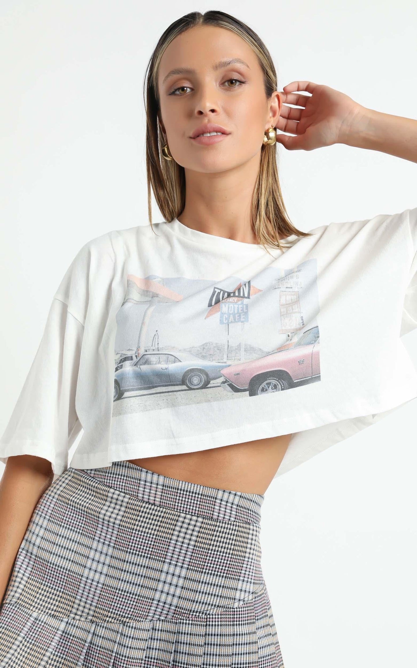 Twiin - No Vacancy Oversized Crop Tee in Multi