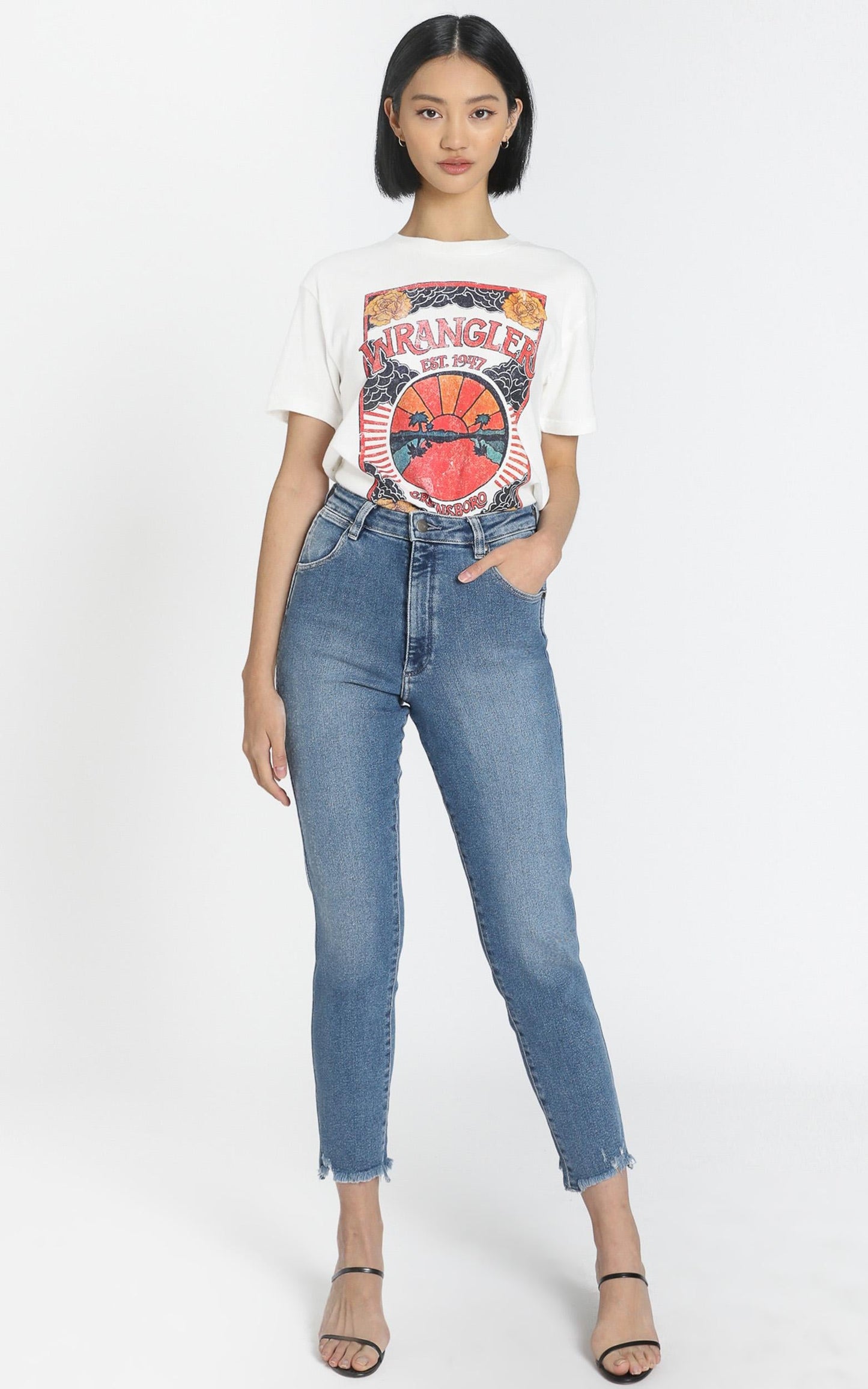 Wrangler - Tyler Cropped Jean in Silver Lining Blue
