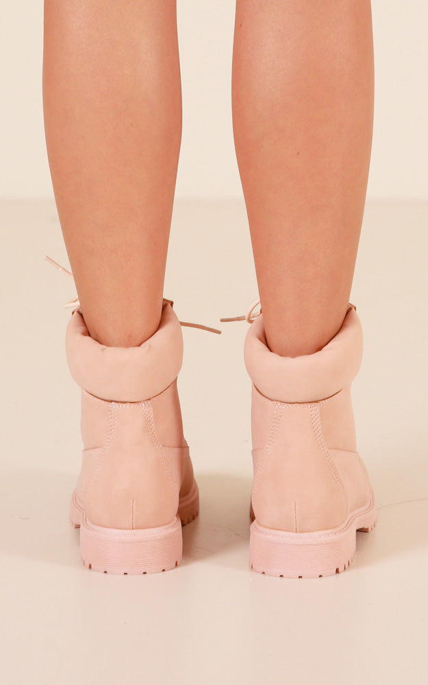 Verali - Stomper Boots In Dusty Pink