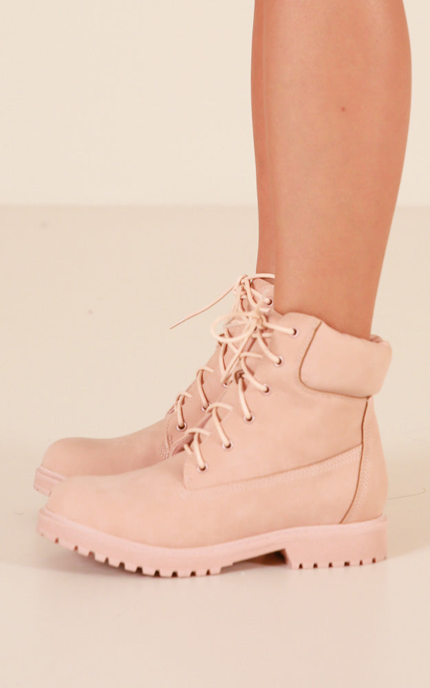 Verali - Stomper Boots In Dusty Pink
