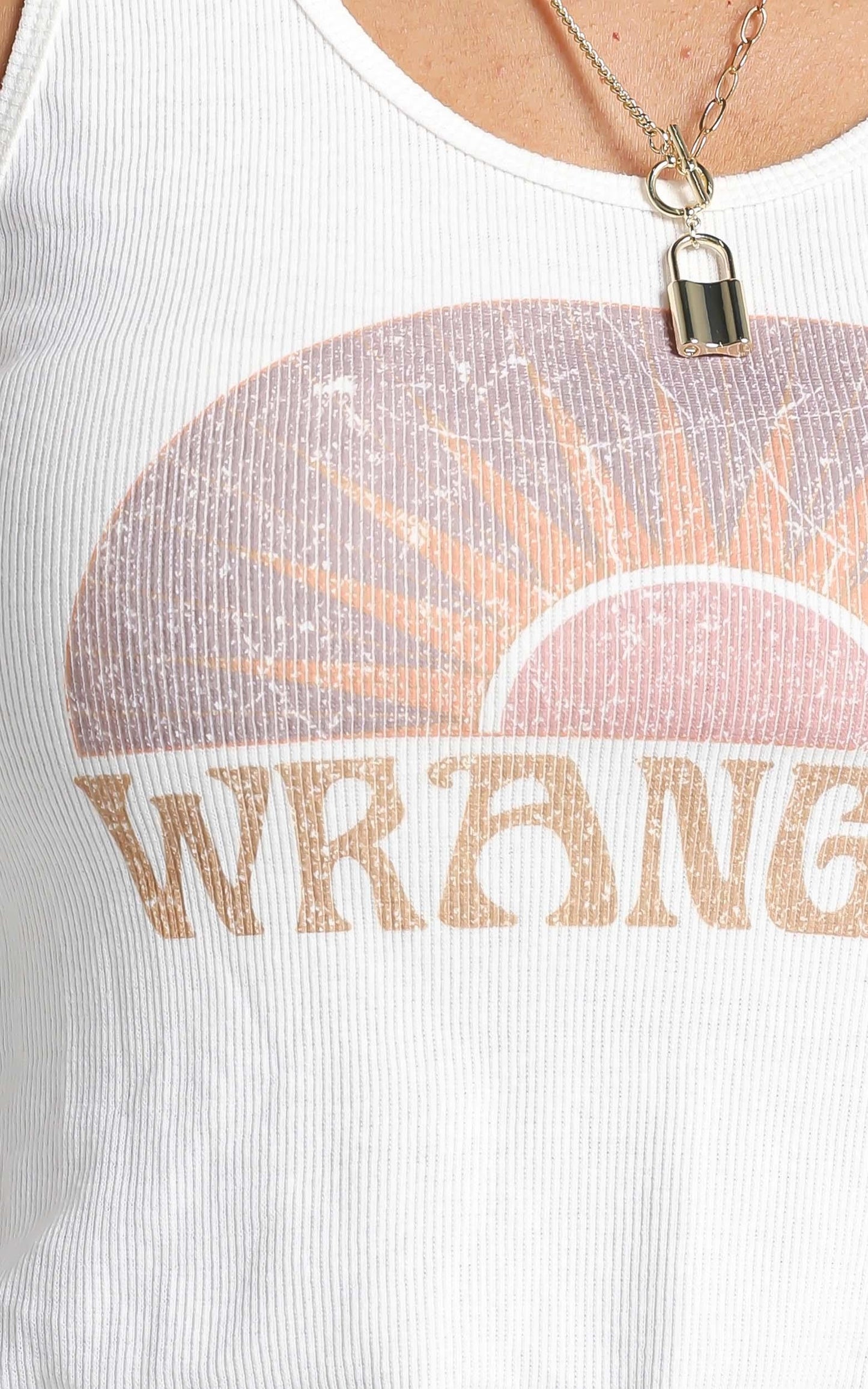 Wrangler - Our Friends Tank in Vintage White