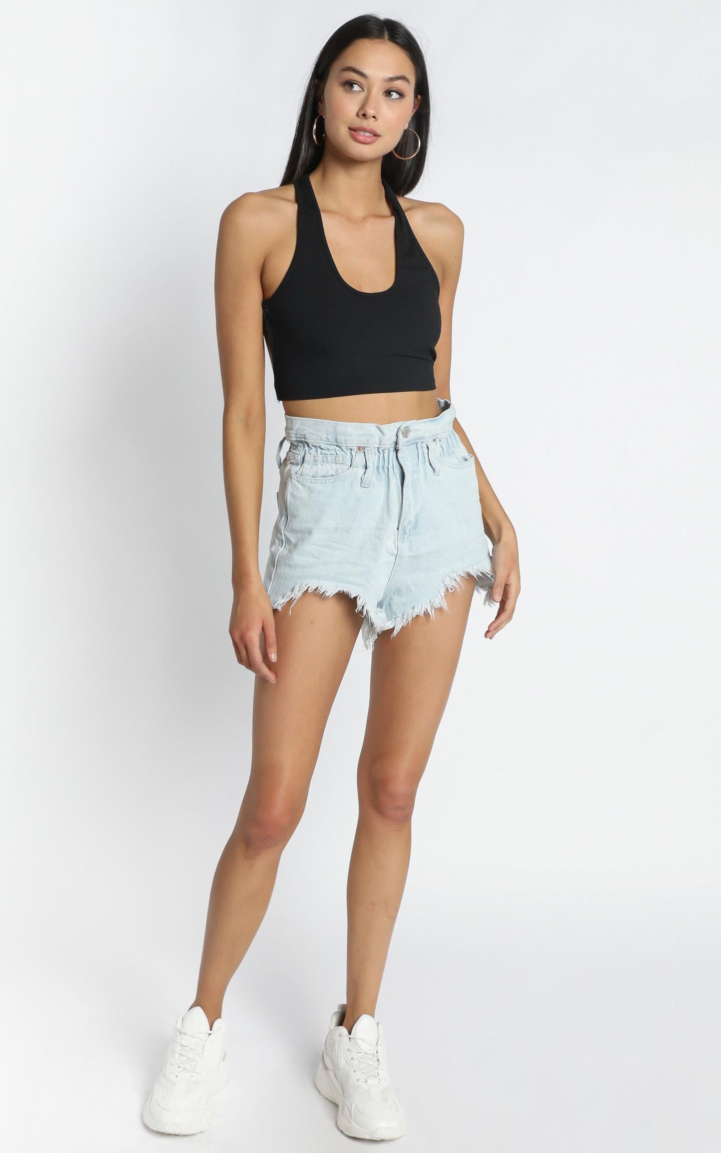 Wannabe Babe Denim Shorts in Light Wash