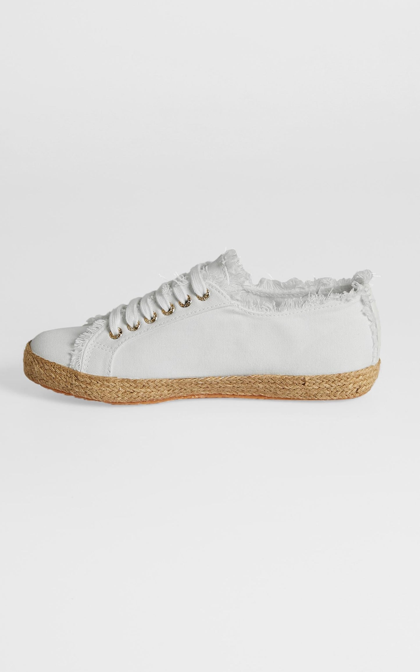 Superga - 2750 Fringed Cotton Rope Sneakers in 901 White