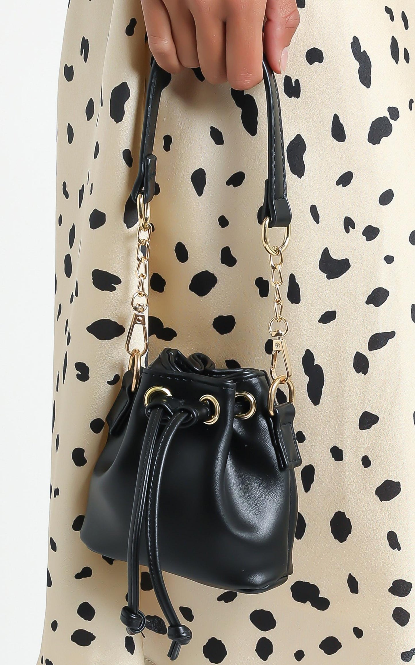 Willow Bag in Black