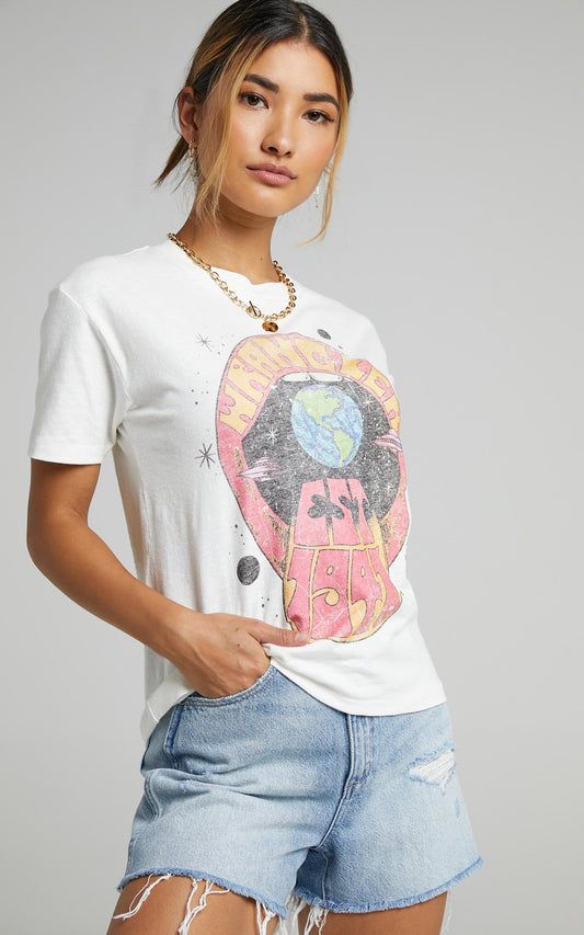 Wrangler - Hellhound Tee in Vintage White
