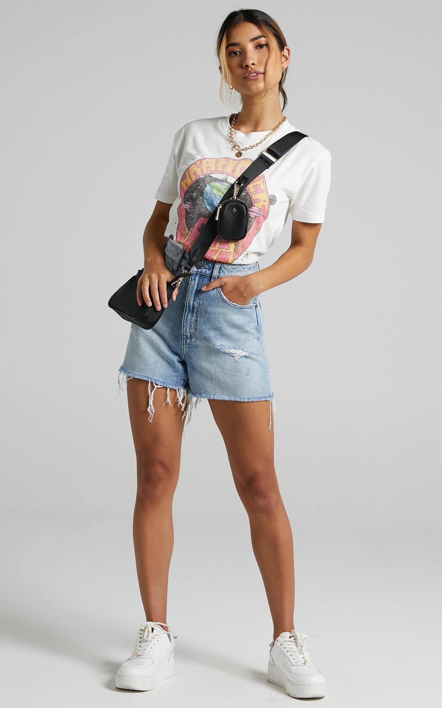Wrangler - Hellhound Tee in Vintage White
