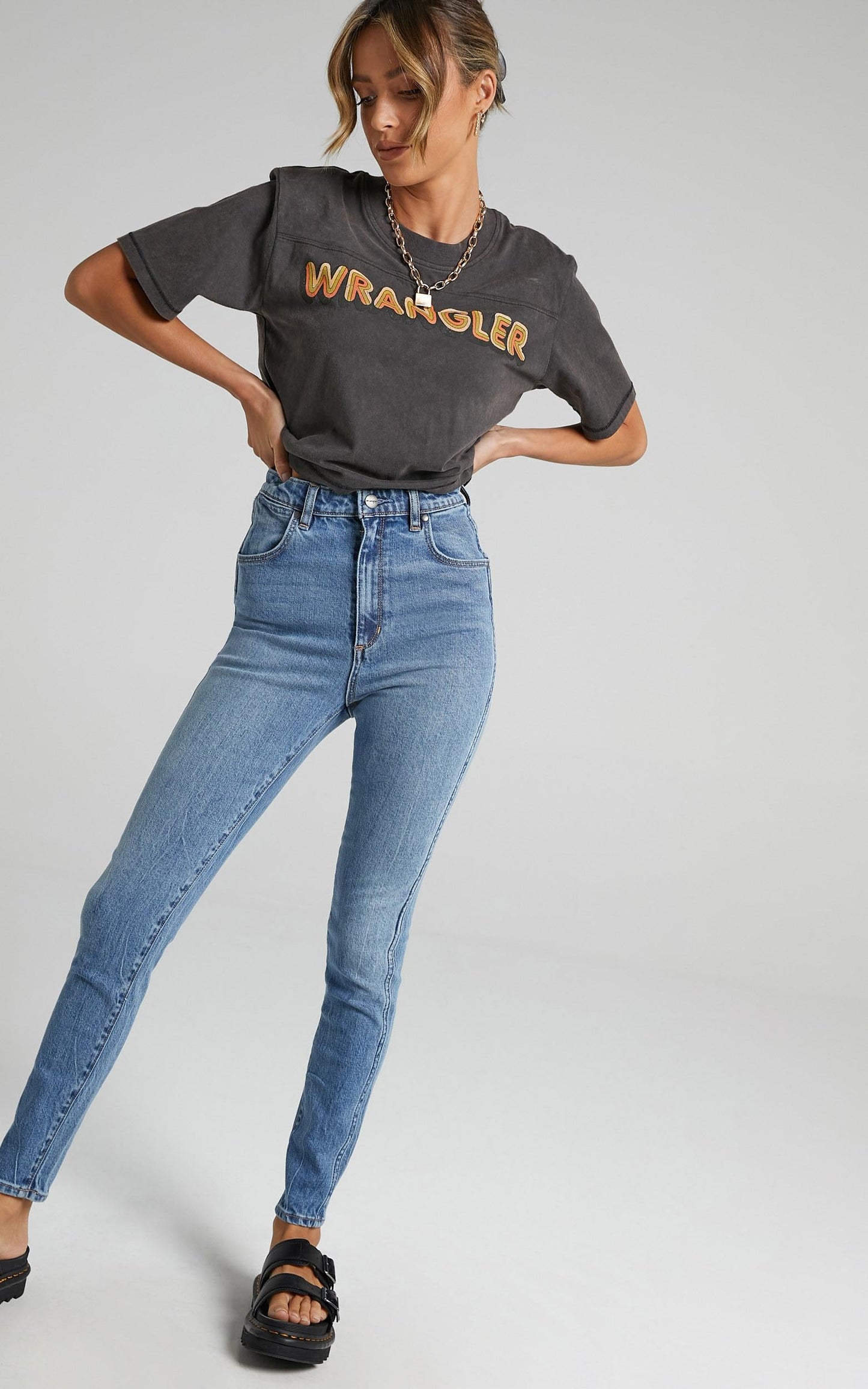 Wrangler - Hi Pins Cropped Jean in Dreamboat