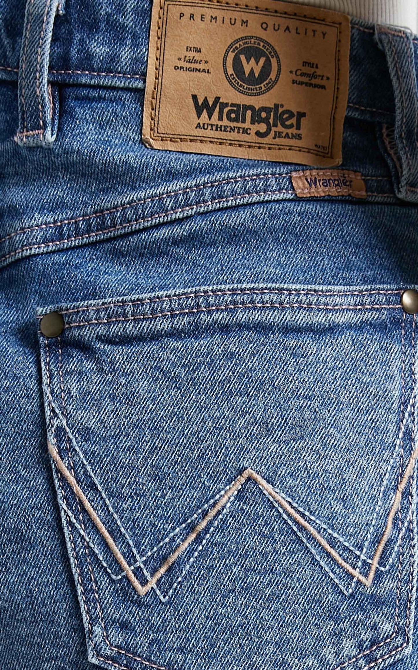Wrangler - Lita Denim Short in Mystic