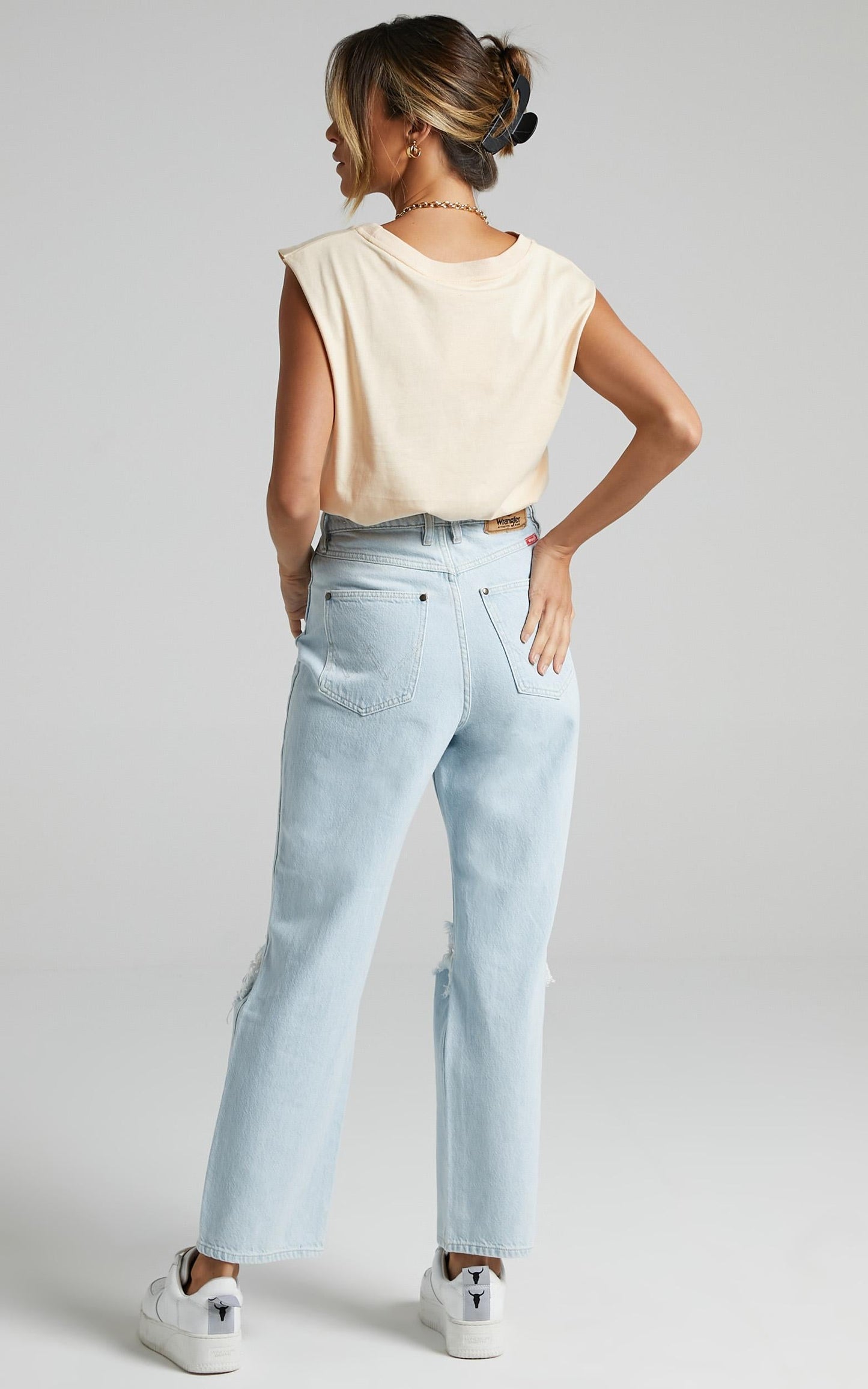 Wrangler - Lita Jean in Clairvoyant