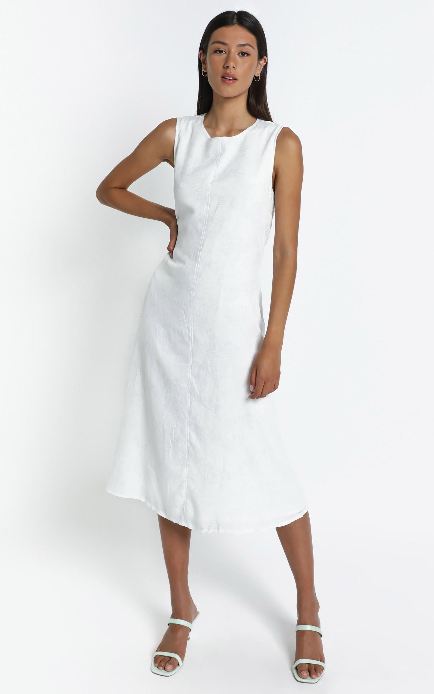 Yvie Dress in White Palm