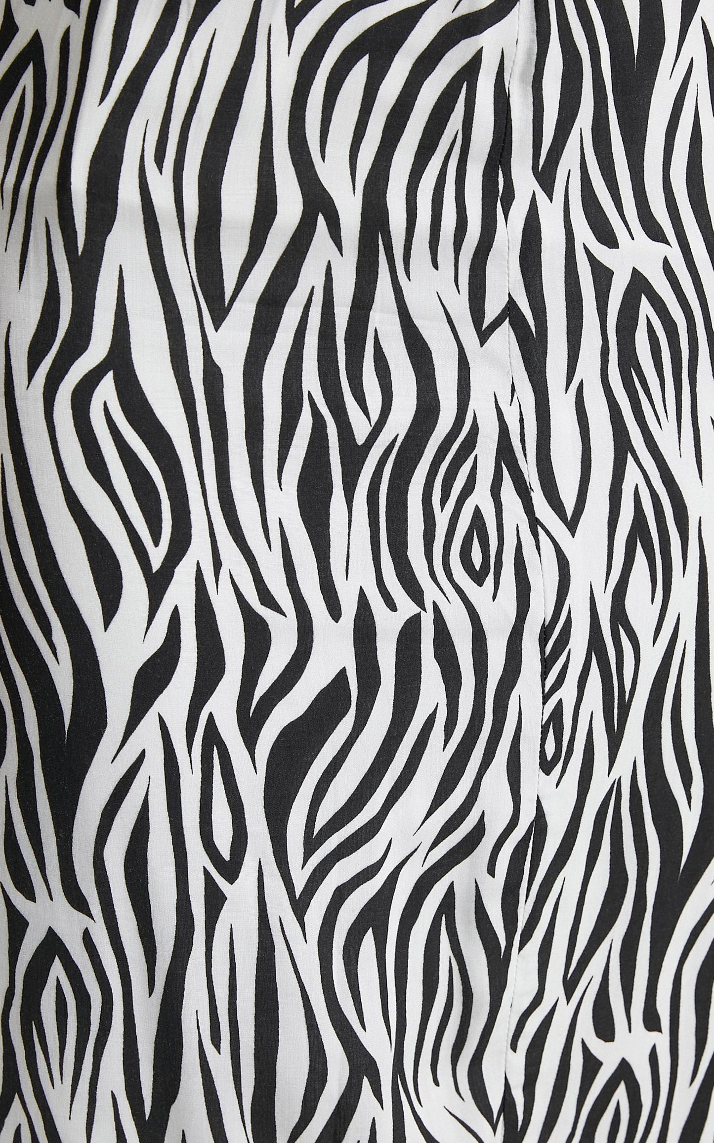 Uberta Two Piece Set in Monochrome Zebra